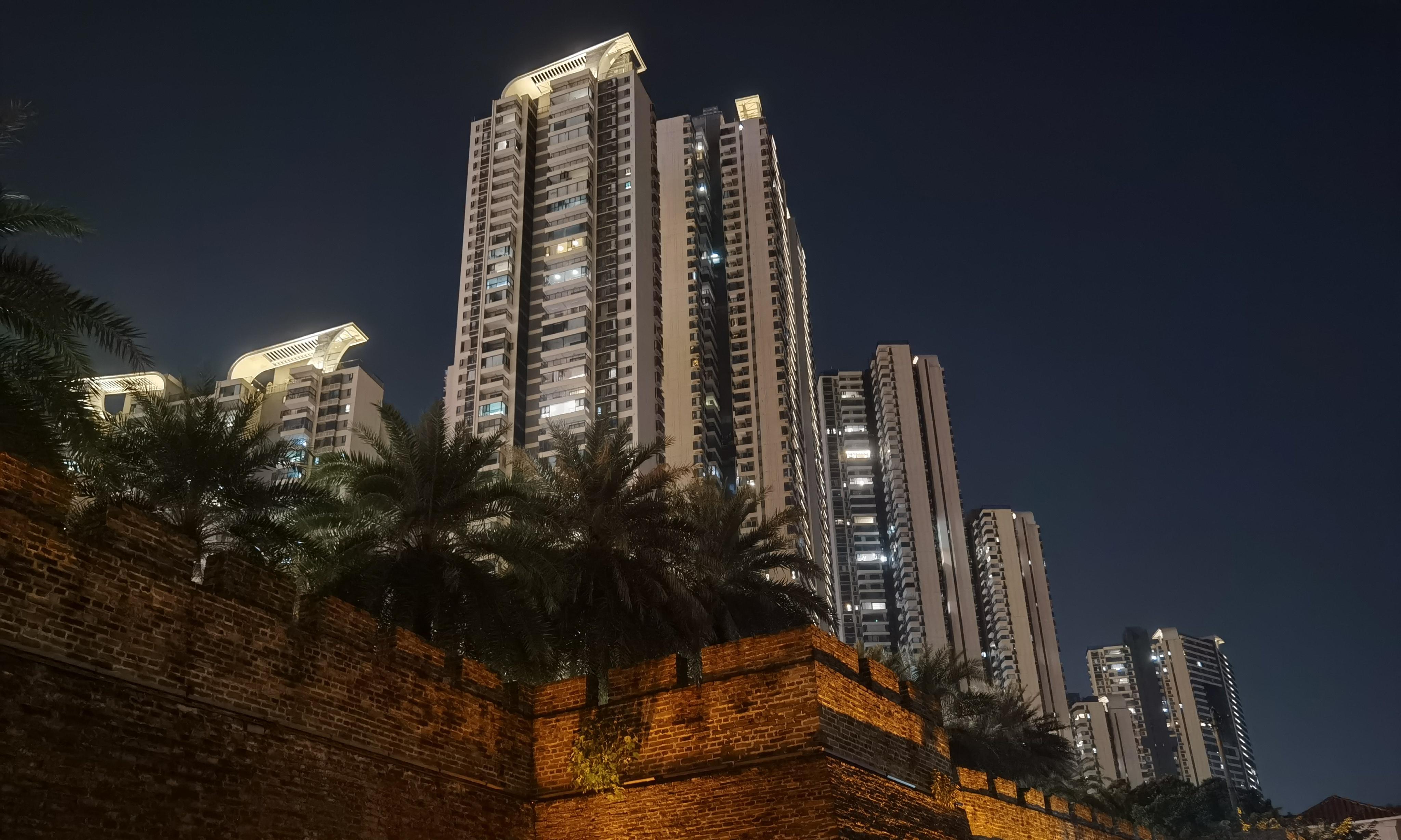 开云在线-包含今晨突围战来临，成都蓉城围绕法国杯战术微调，质疑声仍在，数据趋势出现新变化的词条