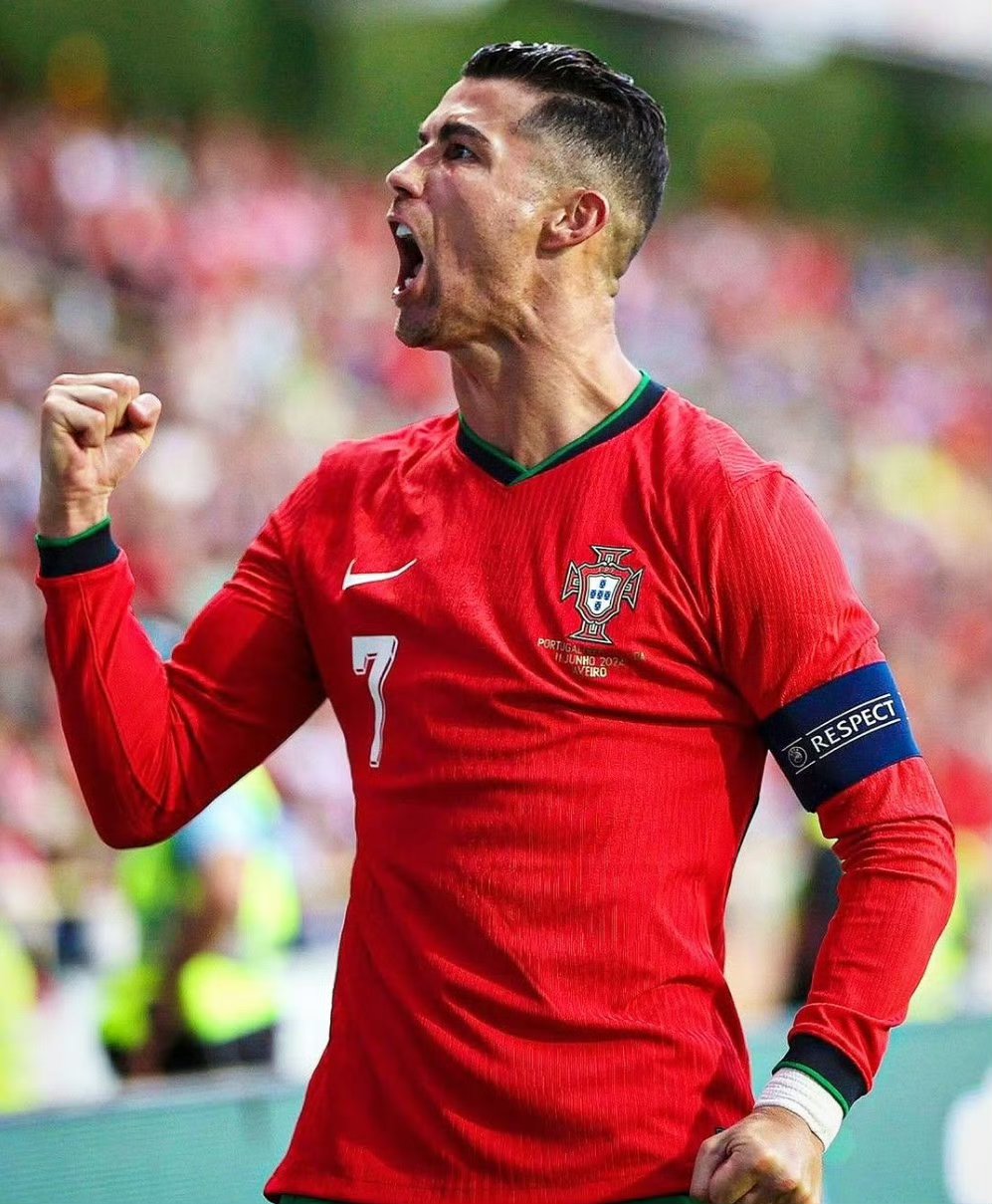 开云官网-葡超赛程吃紧;马德里竞技冲刺阶段豪取连胜;目标明确;球队文化再被提及的简单介绍